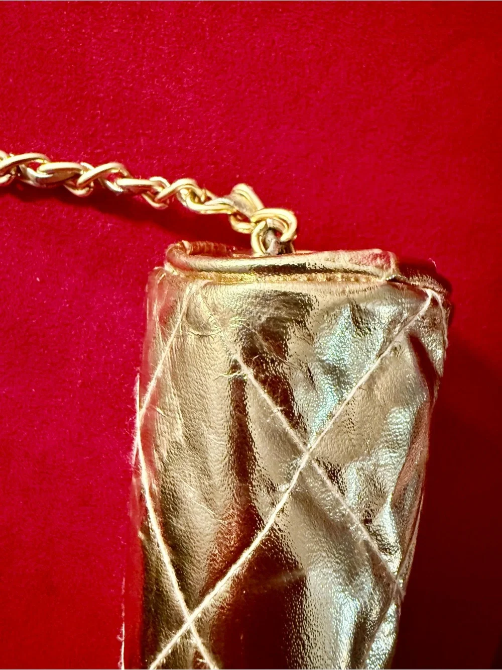 Gold Quilted Chain-Strap Crossbody Bag - Women's Metallic Shoulder Purse